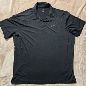 Arc'teryx Men's Pelion Merino Wool Blend Short Sleeve Polo Shirt, Black